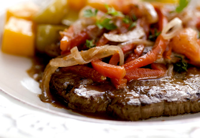 receta de Bifes a la Criolla